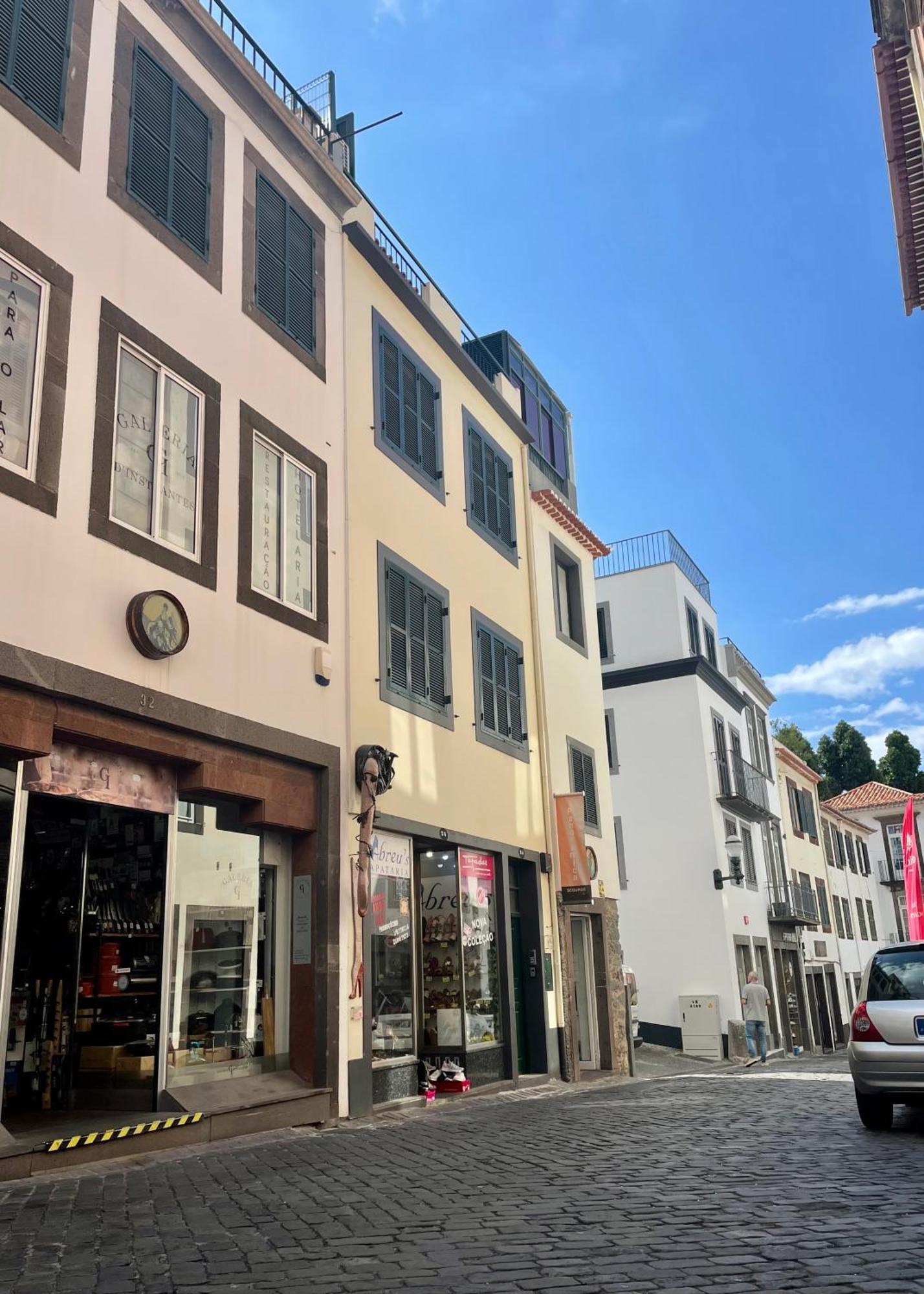 Apartamento Burgo "Tanoeiros" Funchal  Luaran gambar